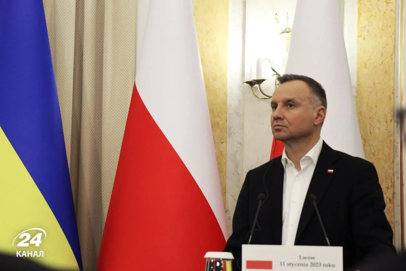 Польський президент Дуда підписав закон, відповідно до якого Польща приймає українських біженців.