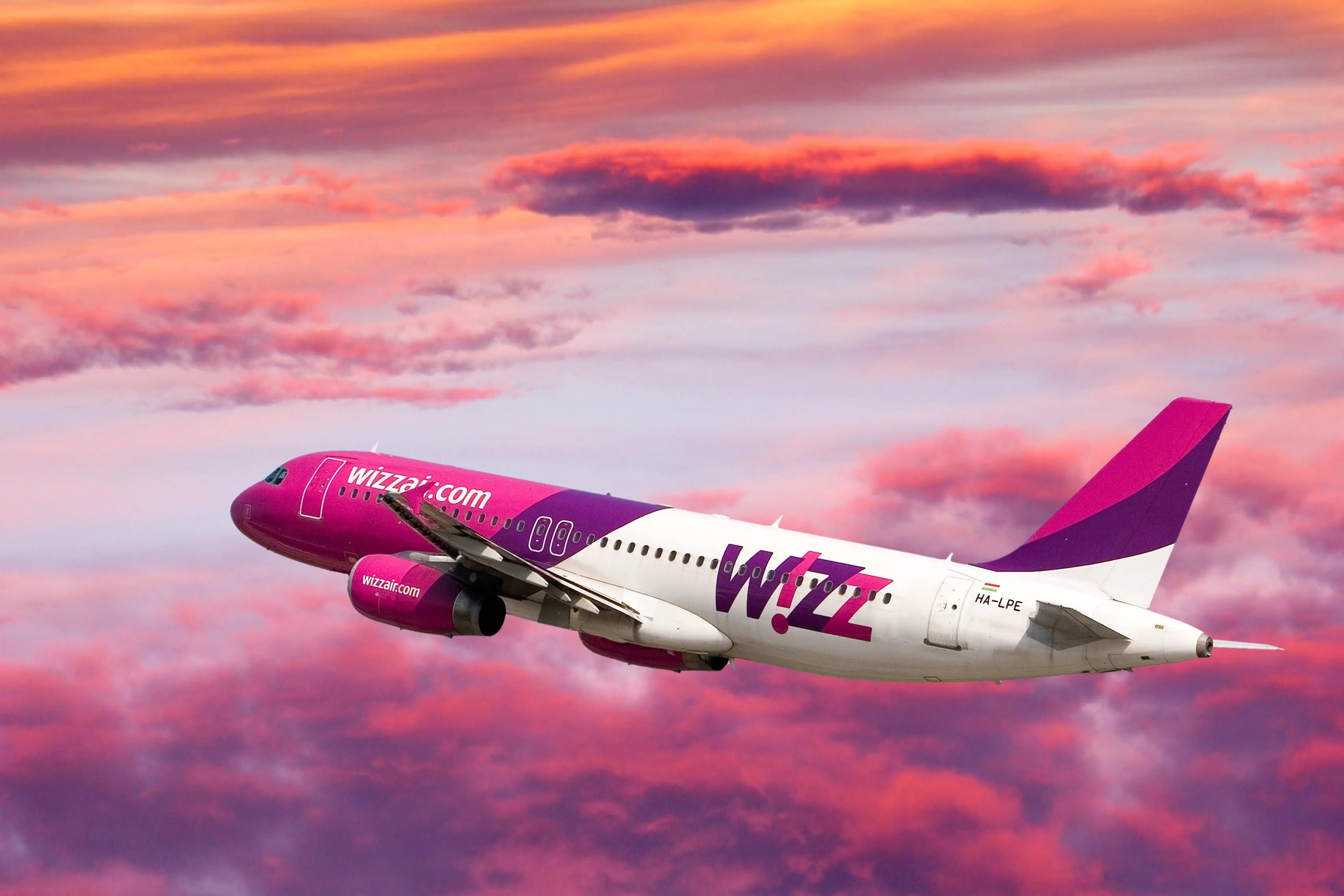 Wizz Air скасовує велику кількість рейсів.