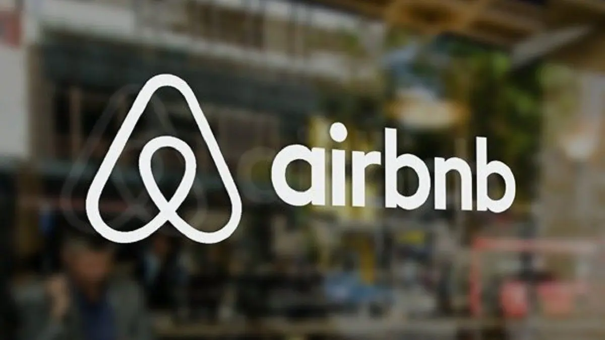 Платформа Airbnb вводить нові правила для господарів: це стосується встановлення камер спостереження.