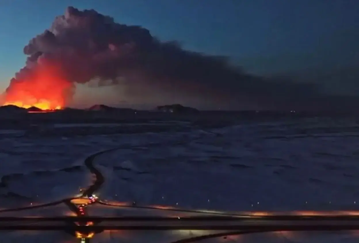 У Ісландії вже вчетверте за останні 3 місяці почалося виверження вулкана.