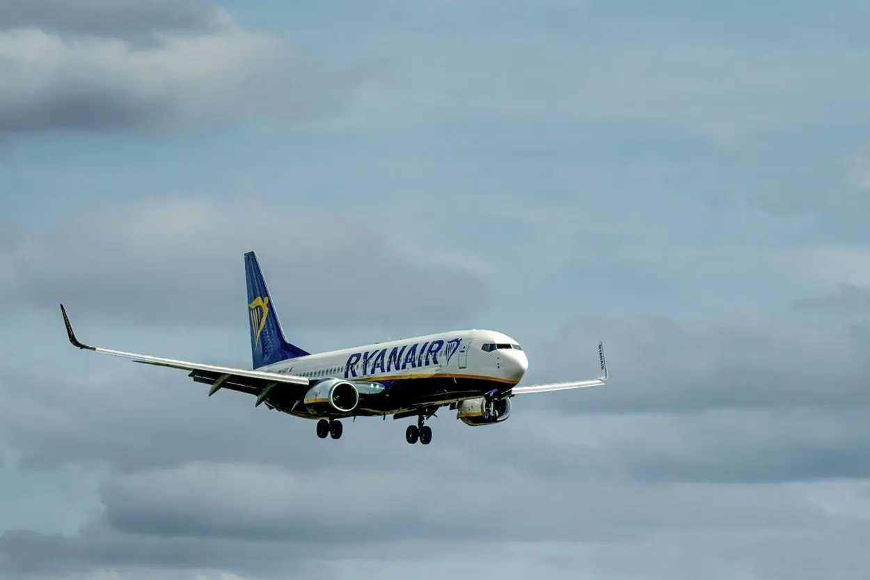 Ryanair скасовує перельоти до однієї з країн світу.